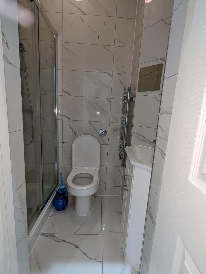 Mile End- Prime Location * London