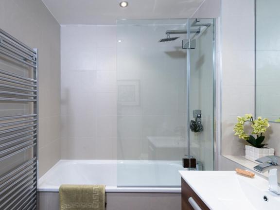 Luxury 4 Bed In Casa de férias Londres