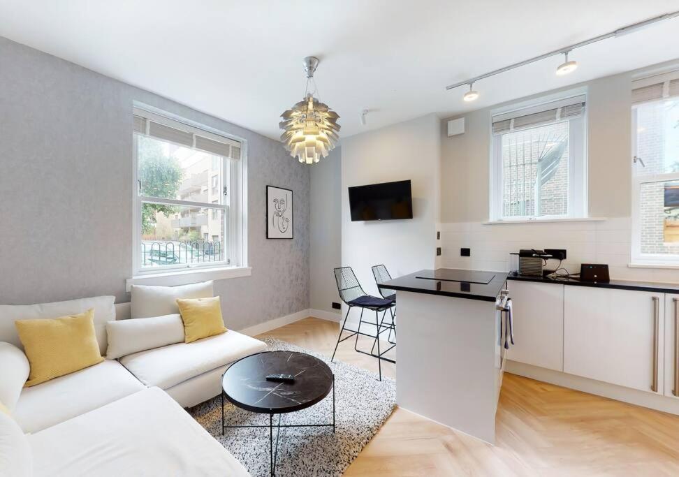 Modern 2 Bedroom Flat In Hampstead Heath Apartment London