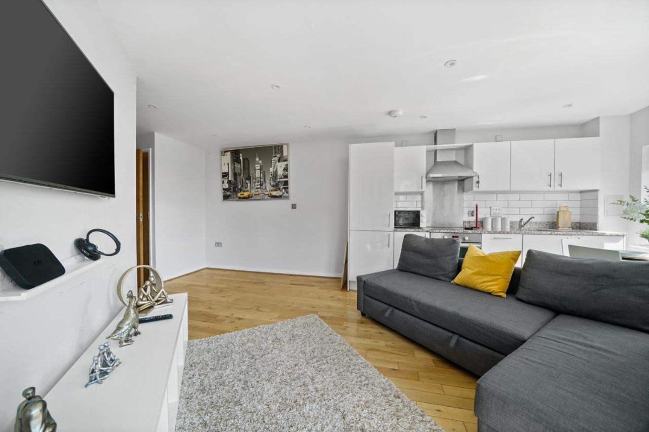 Apartment Amisha Modern Deluxe 2 Bed By Tower Bridge London