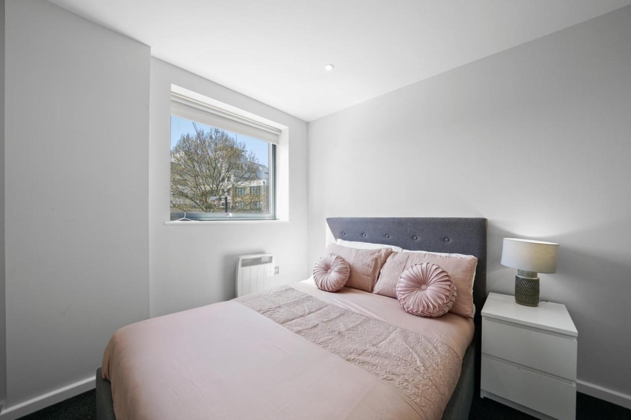 Amisha Modern Deluxe 2 Bed By Tower Bridge Apartment