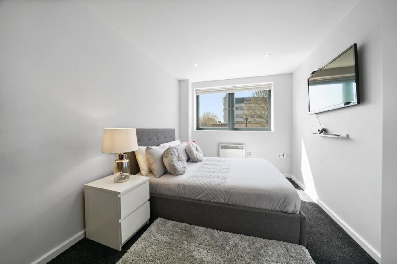 Amisha Modern Deluxe 2 Bed By Tower Bridge London