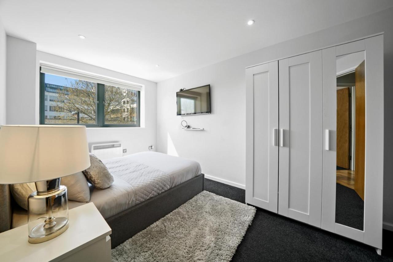 Amisha Modern Deluxe 2 Bed By Tower Bridge
