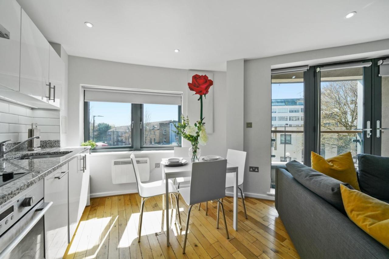 Amisha Modern Deluxe 2 Bed By Tower Bridge * London