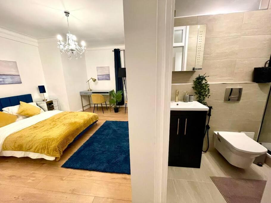 Apartment Luxury 3 Bedroom 3 And A Half Bathroom Flat In Swiss