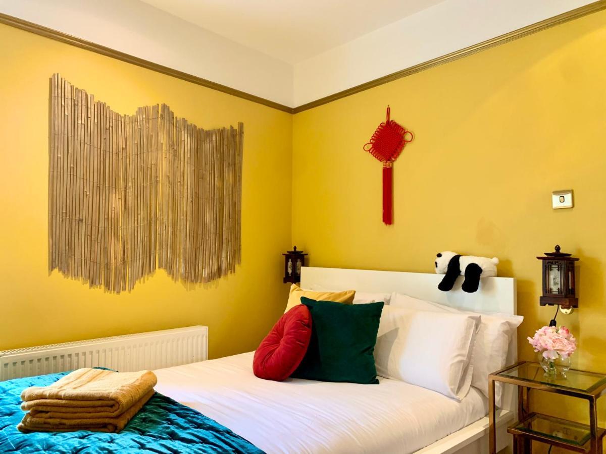 Chinatown Apartment