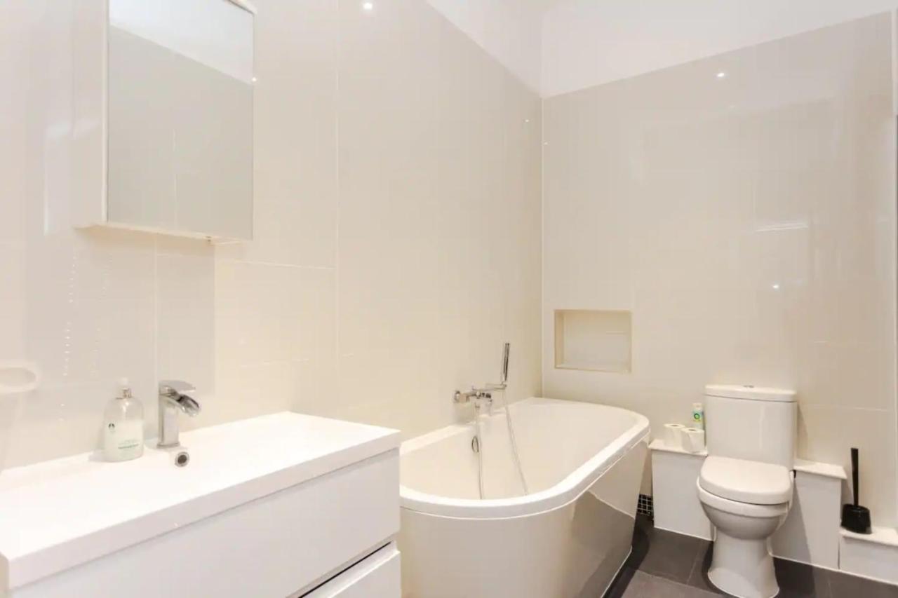Stylish 2 Bedroom In Greenwich Apartamento *