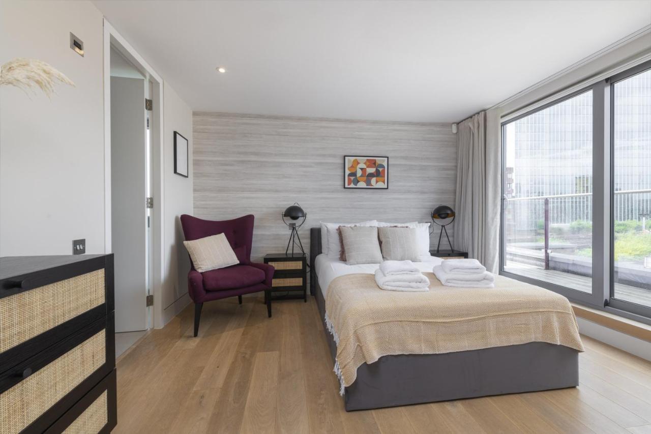 Stayo Southbank London
