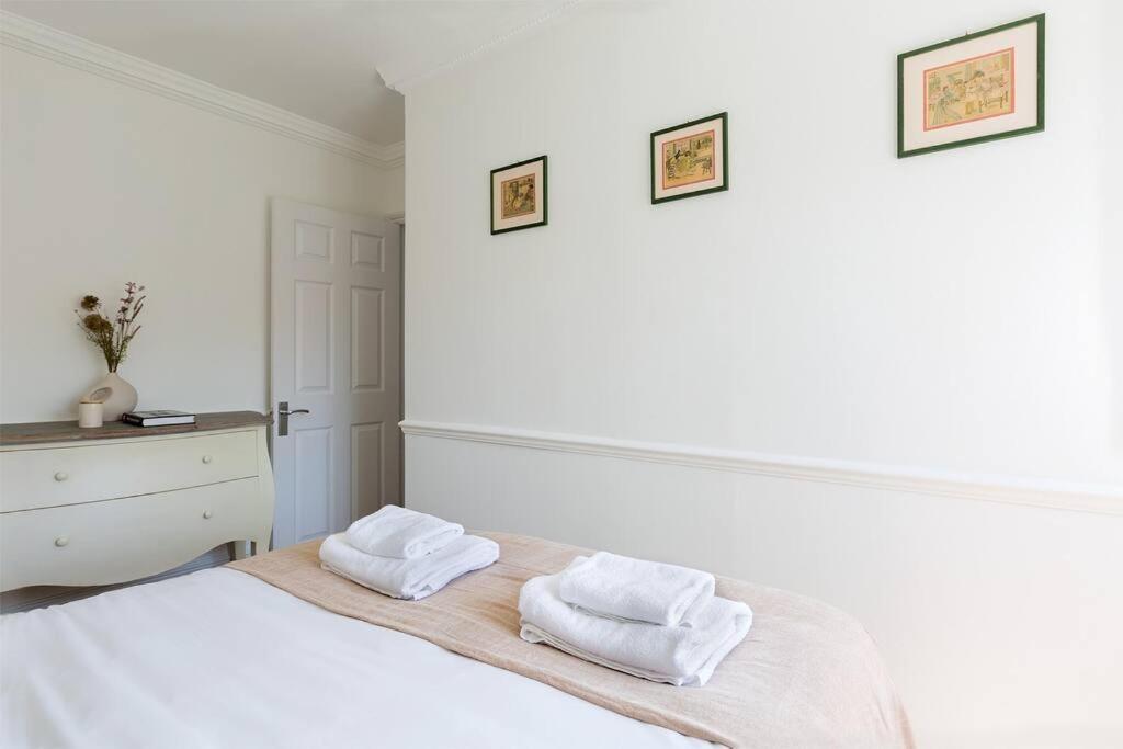 Apartamento Spacious 3 Bedroom Flat With Terrace