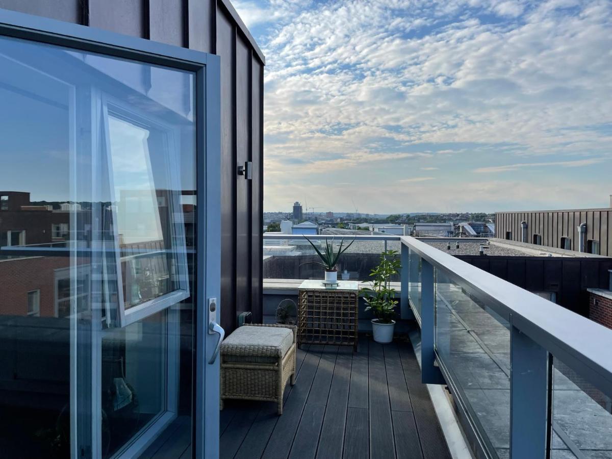 Apartamento Modern & Spacious Penthouse In North *