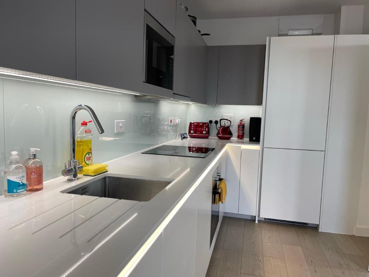 Modern & Spacious Penthouse In North Apartamento *