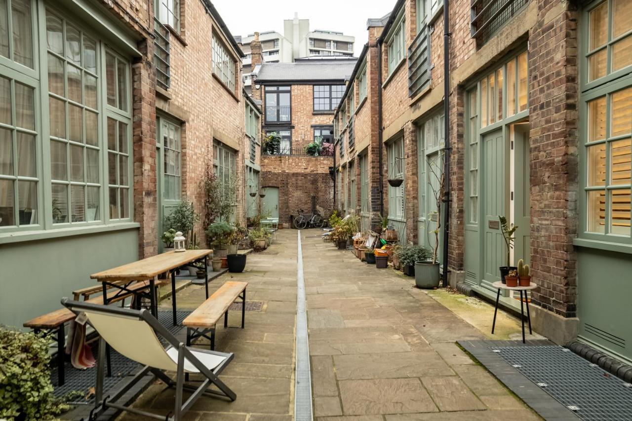 Apartment Deluxe Rustic Style Two Bedroom Bethnal - Yard View London