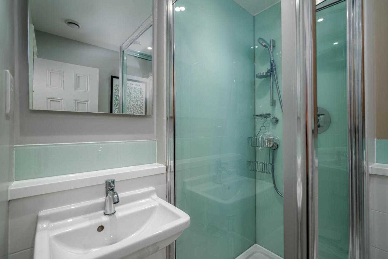 5 Doughty Street Apartment London