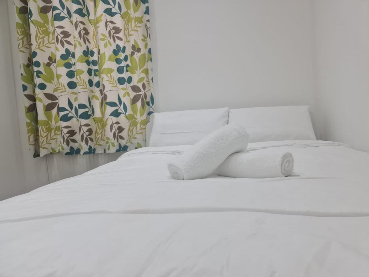 Guest house Mile End- Prime Location
