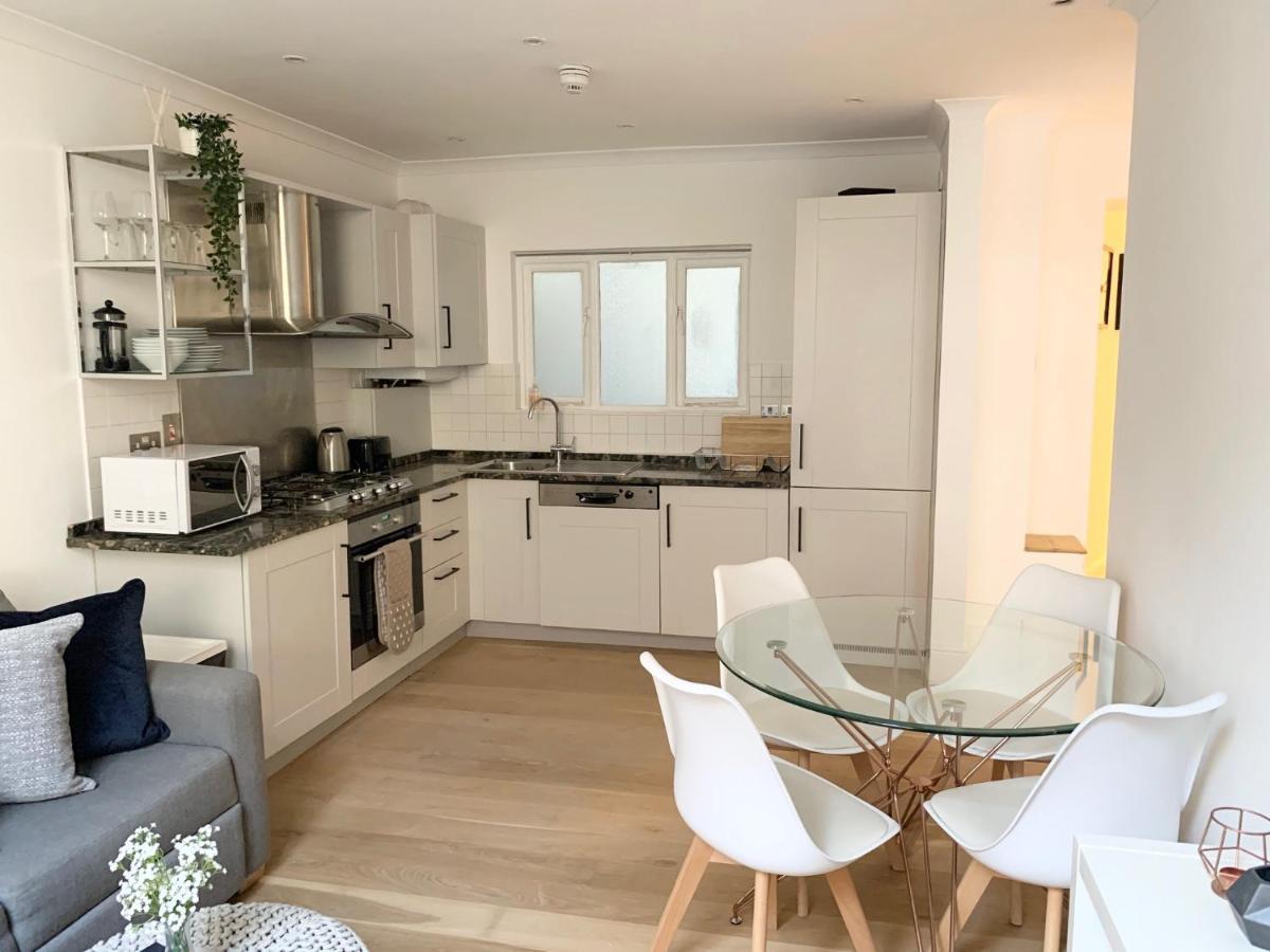 Courtfield Gardens Luxury Apartment London