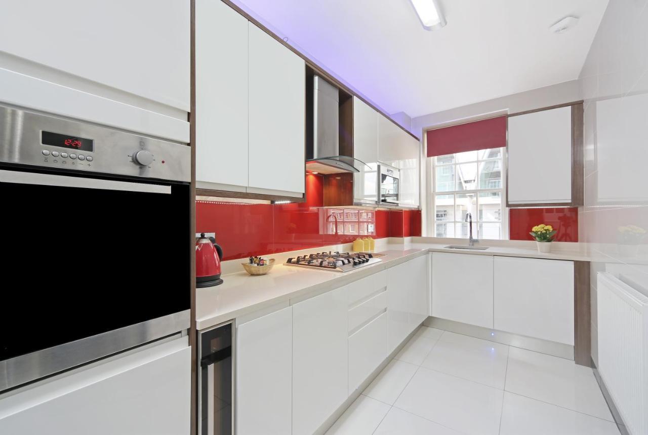 Bryanston * London
