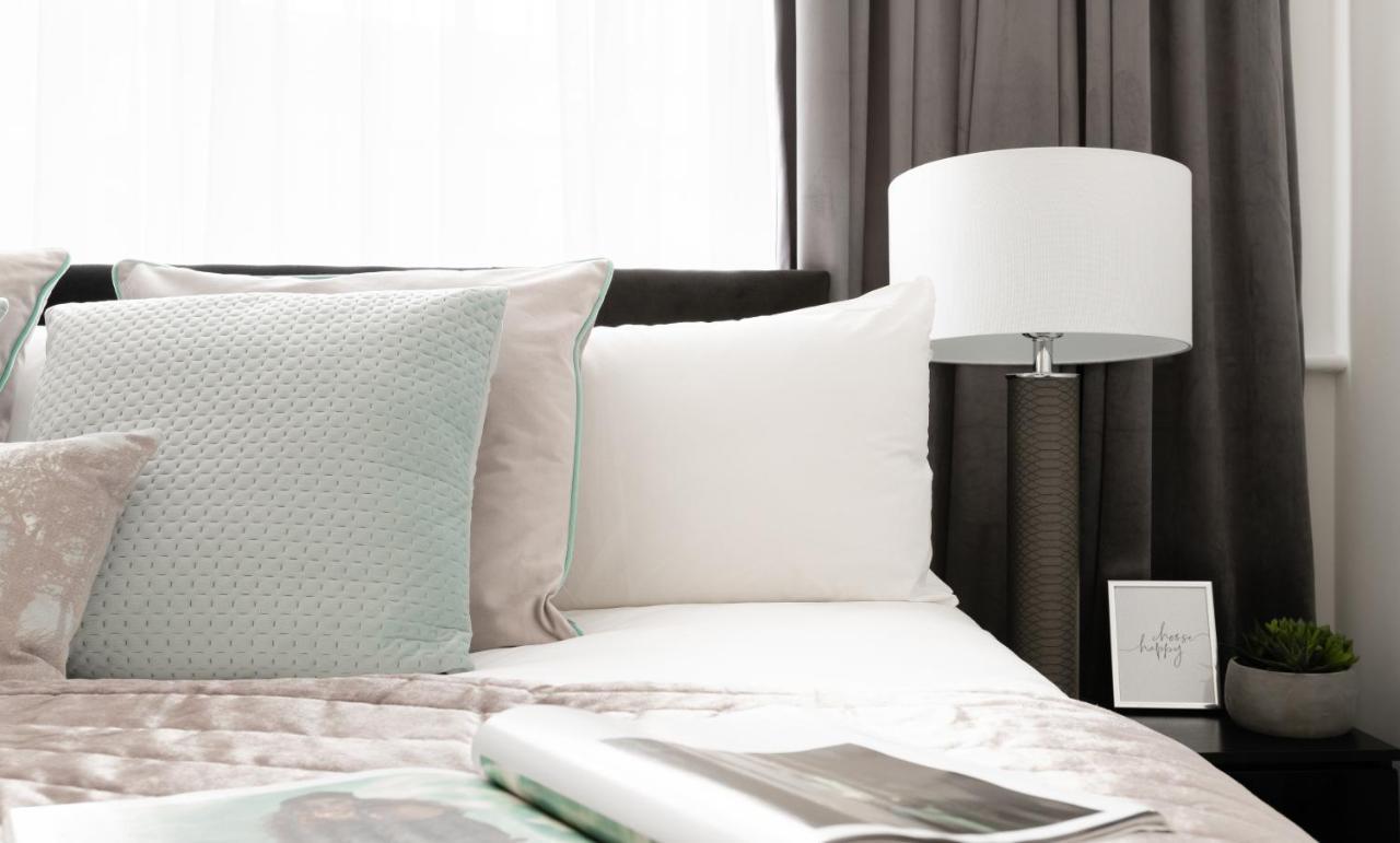 Modern And Spacious 3 Bed Next To The Shard Apartment *