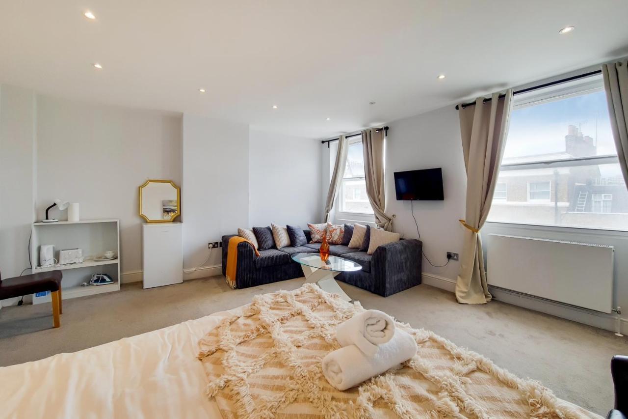 The Gloucester Boutique Apartment *