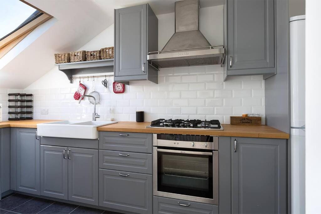 Spacious 3 Bedroom Flat With Terrace Apartamento *