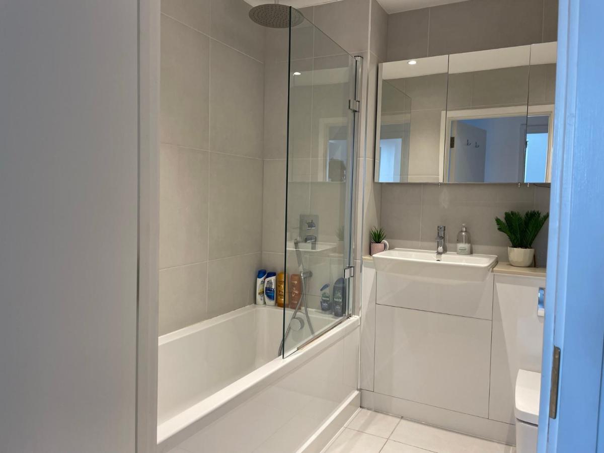Apartamento Modern & Spacious Penthouse In North *