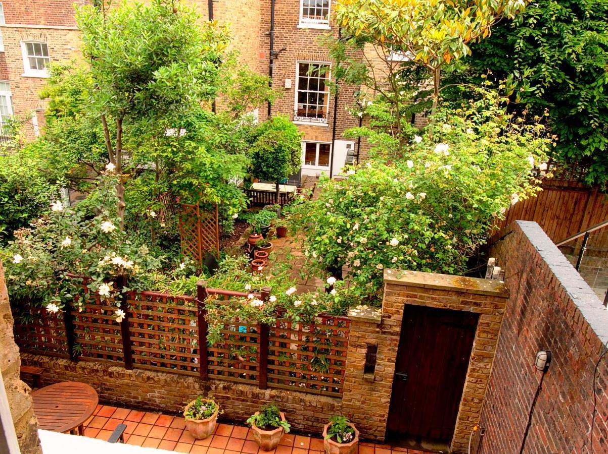 Serene Townhouse With Parking Casa de férias Londres