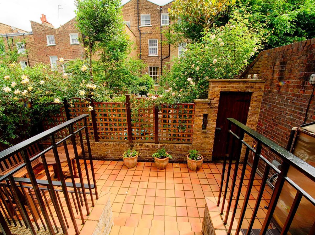 Serene Townhouse With Parking Casa de férias Londres