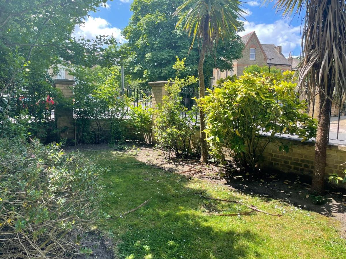Charming In Chiswick * London