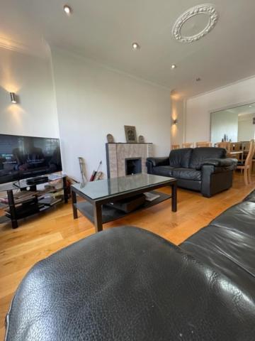 Hyde Park Apartment *