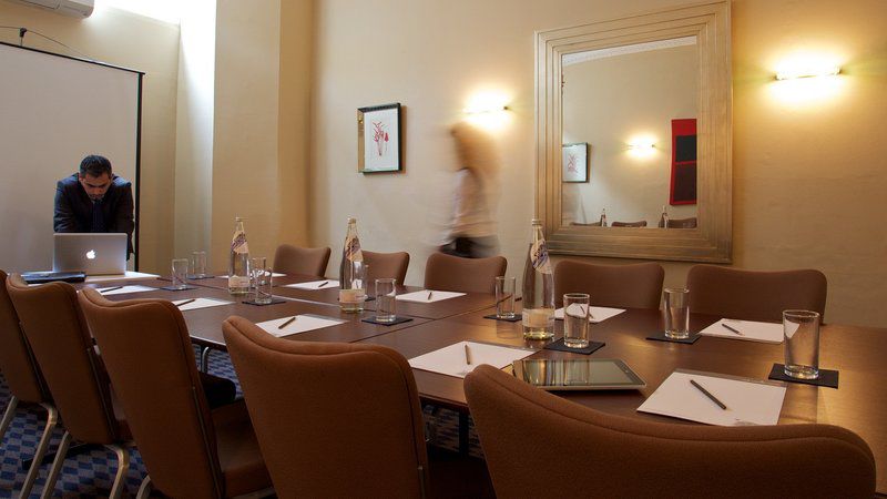 Hotel The - Putney London