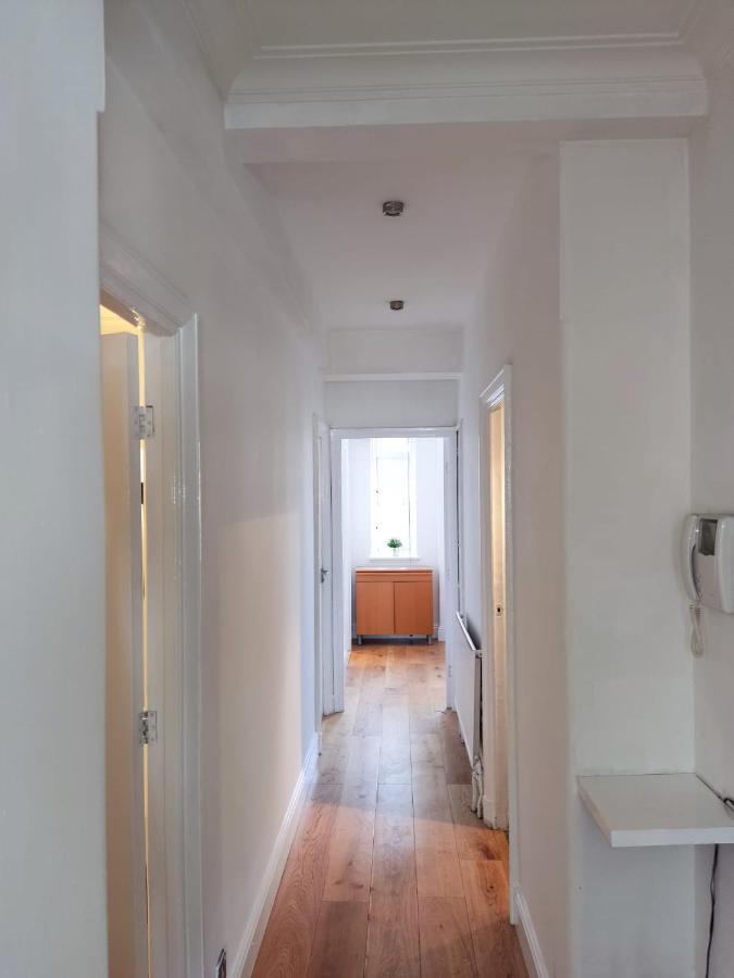 Hyde Park Apartment *