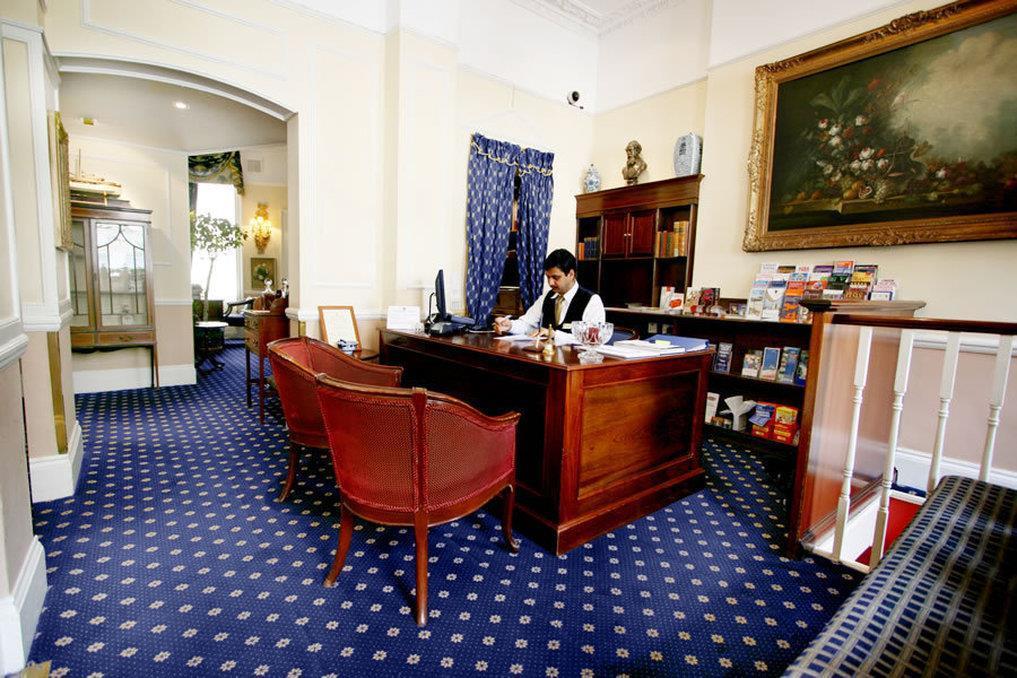 Grange Blooms Hotel 4*