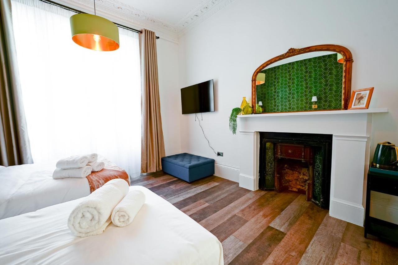 Hotel Dean Court London