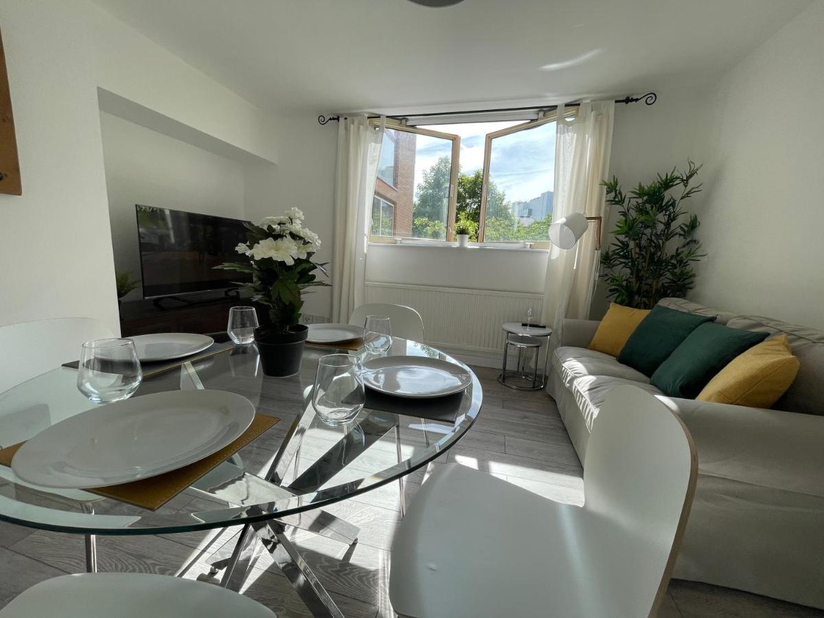 Tower Bridge City Haven King En-suite With Parking Apartment *