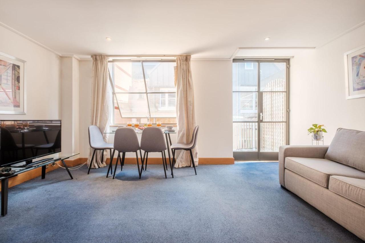 2 Bedroom Holborn Apartment