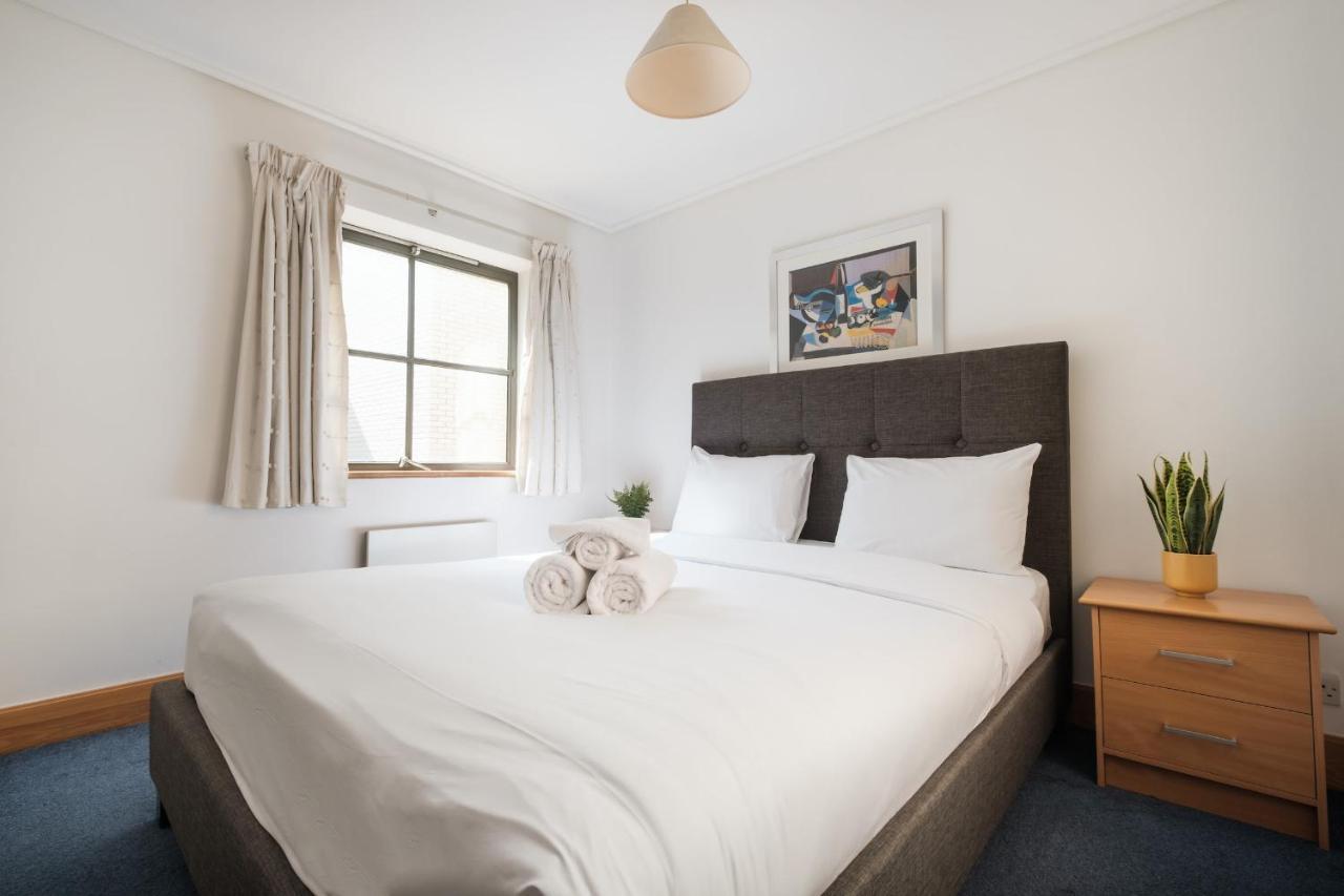 2 Bedroom Holborn * London