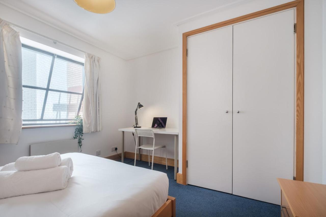 2 Bedroom Holborn Apartment London