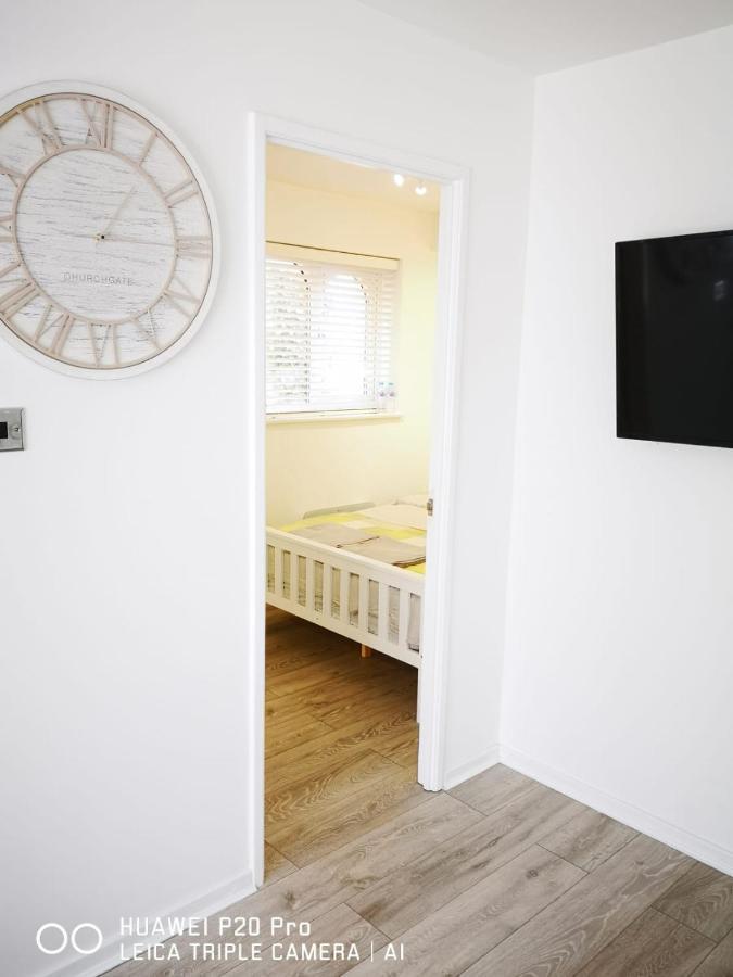 Elegant 1 Bed Flat In Tooting Apartment *