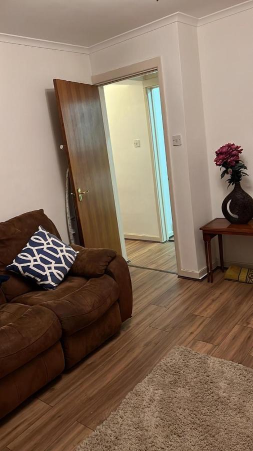Smalinz Homes Finchley * London