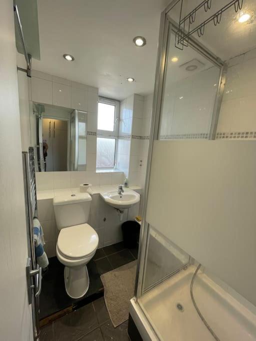 Spacious Double In Heart Of Foresthill *