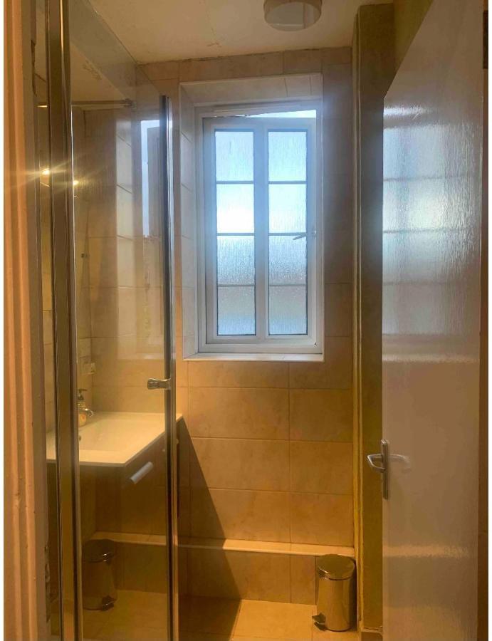Apartamento Lovely One Bedroom Londres