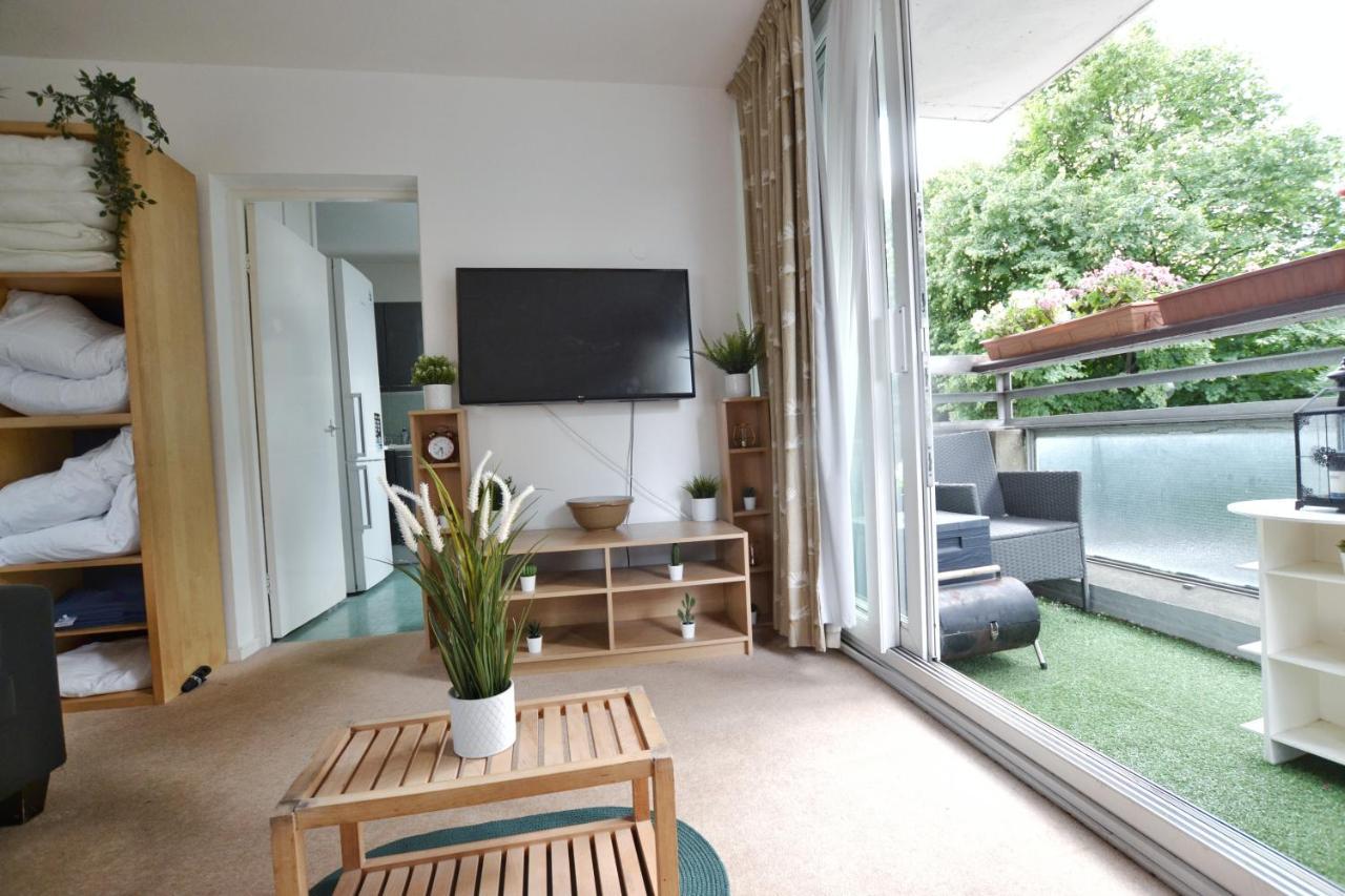 Garden Tower Flat *
