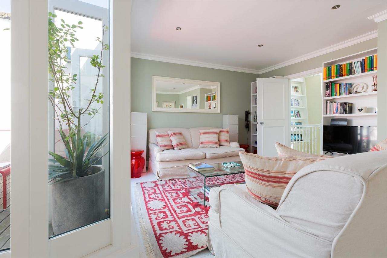 Lovely Two Bedroom Flat With Patio In Notting Hill * London