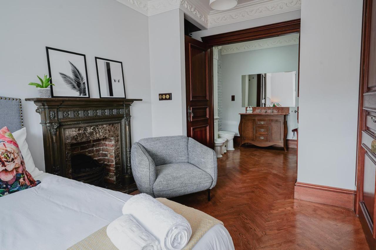 Classic Paddington 2-bedroom