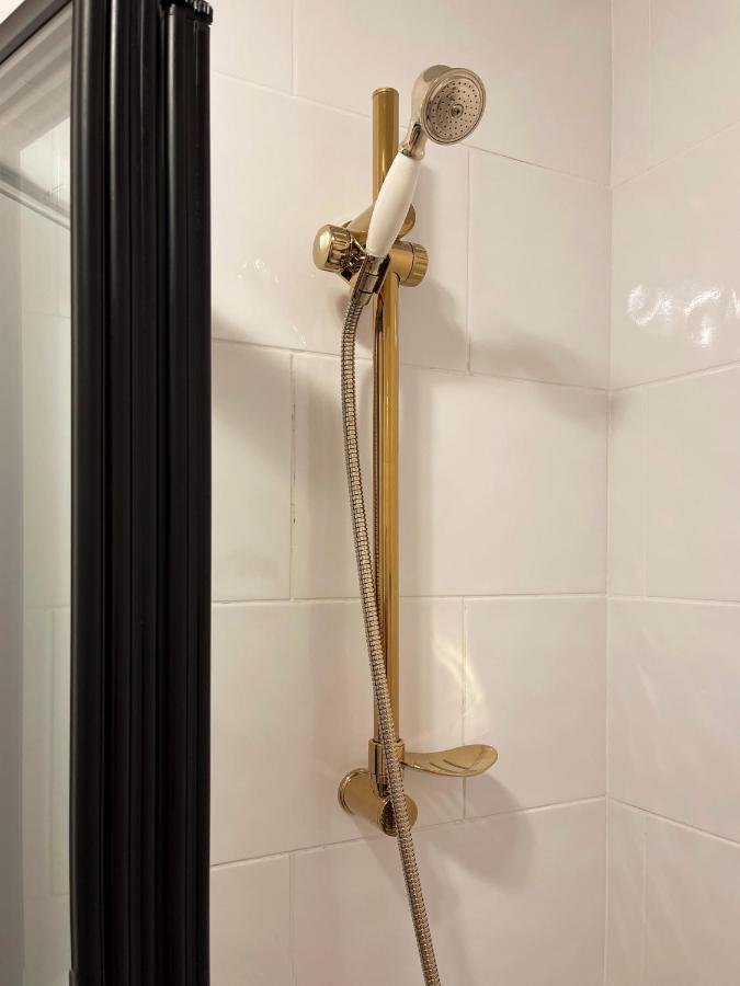 Apartment Lisa's Place Near Kings Cross - 2 Double Beds, 1 Sofa Bed, Great Location, Ideal For Families London