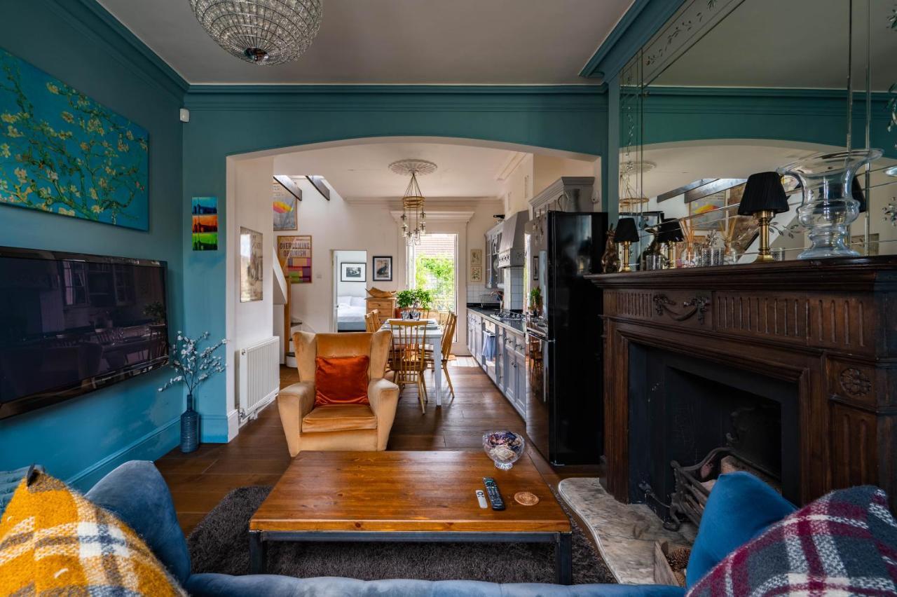 Charming With Roof Terrace In East By Underthedoormat *