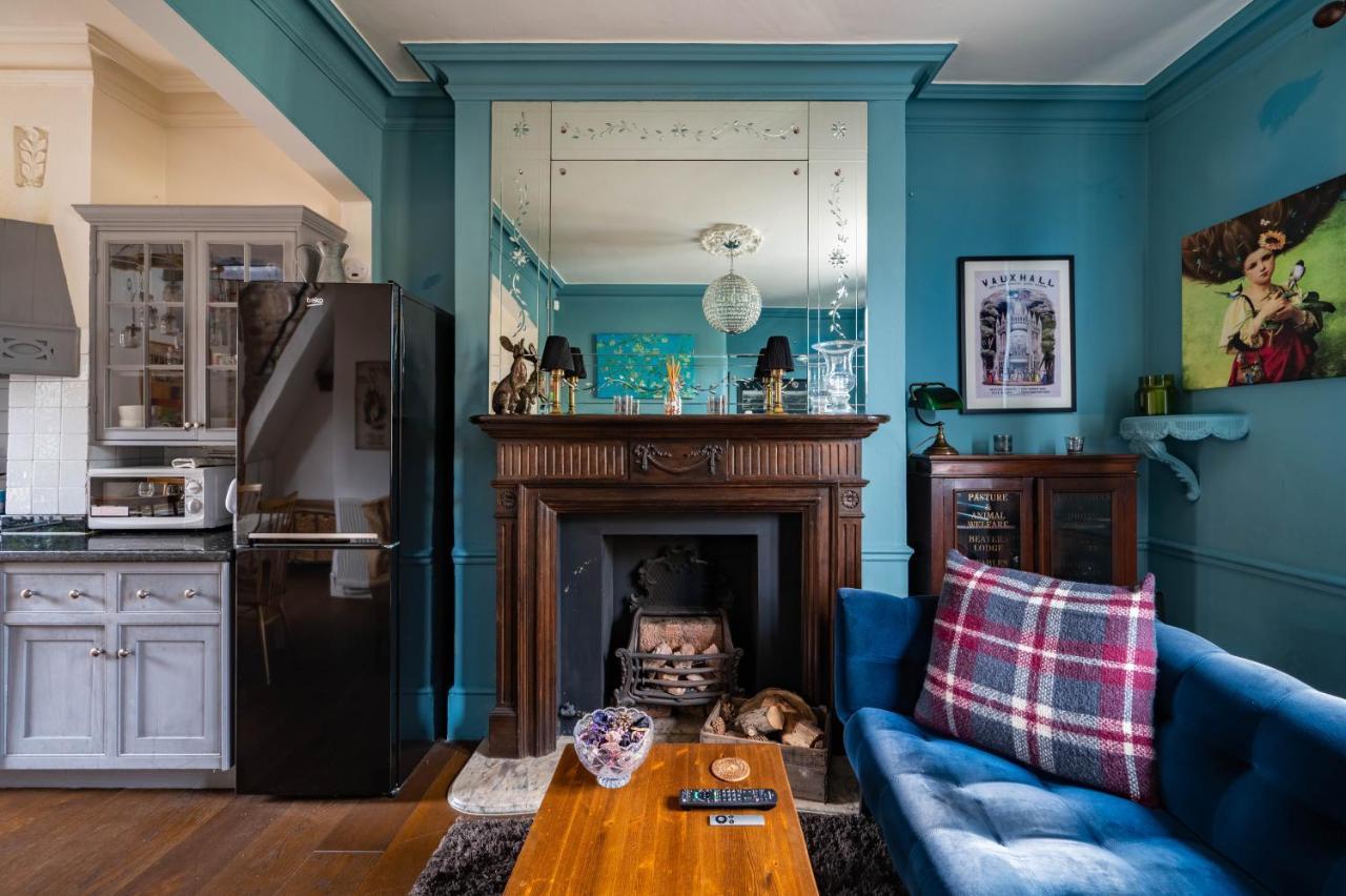 Holiday home Charming With Roof Terrace In East By Underthedoormat *
