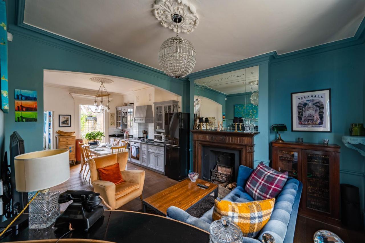 Holiday home Charming With Roof Terrace In East By Underthedoormat *