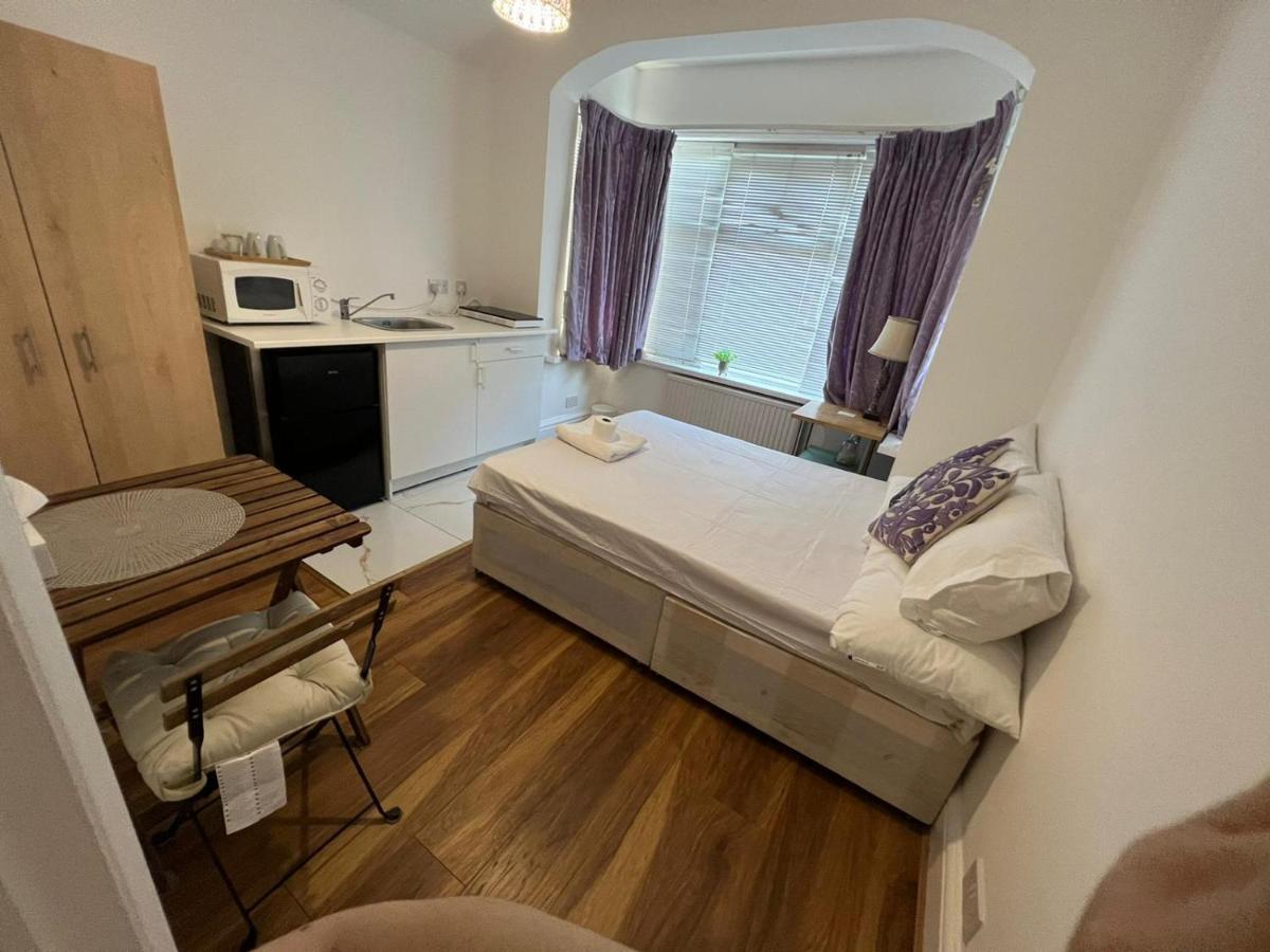Lovely Studio Flat In London