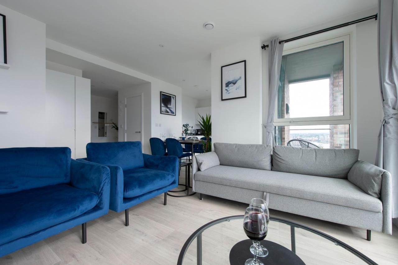 Luxury Penthouse With Stunning Views Near Excel, O2, Airport * London