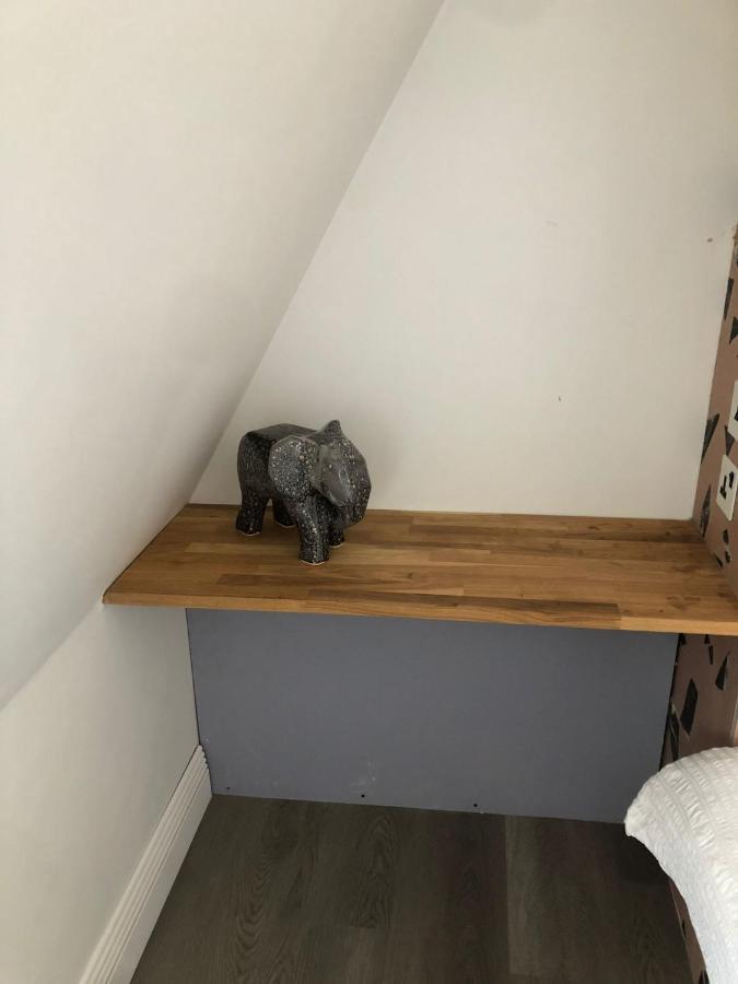 Apartment Brick Lane Base